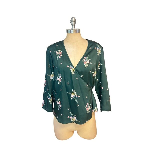 Ted Baker Green Floral Aleexx Wrap Blouse Top TB SZ 2 US 4-6 S - Picture 3 of 6